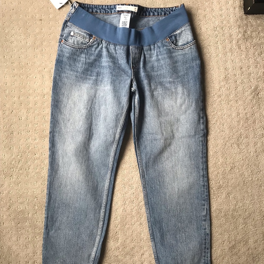 New with Tags ASOS Maternity Crop Jeans